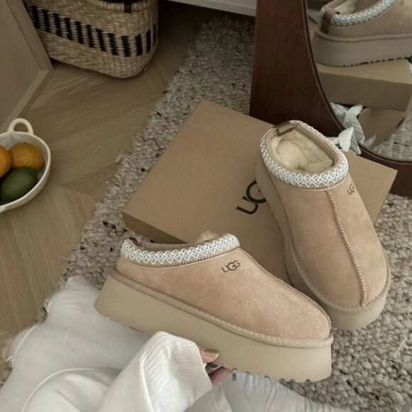 Brand New Women's Ugg Tasman Slip-Ons - Picture 5 of 9